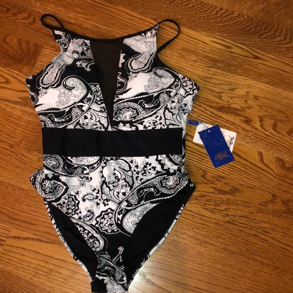 NWT mesh front one piece swimsuit